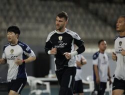 Tak Sabar Merumput di SUGBK, Maarten Paes Sebut Suporter Indonesia Sangat Luar Biasa