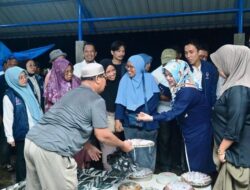 Fatmawati Blusukan ke TPI Lappa Sinjai, Dengarkan Aspirasi Pedagang hingga Belanja