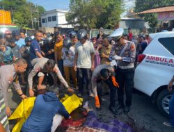 Oleng, Kakak Beradik Jatuh dari Motor, Adik Meninggal Terlindas Truk Kontainer