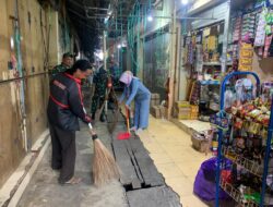 Lagi, Personil Koramil 1408-09/Tamalate Bersihkan Pasar Pa’baeng-baeng