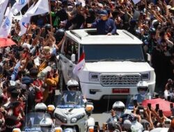 Ikut Antar Presiden ke Istana, Andi Seto Komitmen Dukung Program Prabowo-Gibran