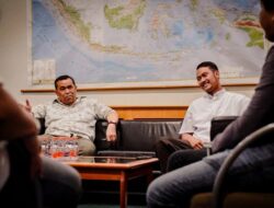 Komitmen Pendidikan, Andi Seto Siap Bantu 100 Mahasiswa Patria Artha Raih Beasiswa