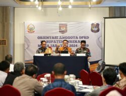 Jufri Rahman Berbagi Ilmu Pemerintahan kepada Anggota DPRD Enrekang