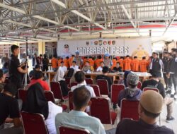 Polres Bone Tangkap 2 Pengedar Jaringan Malaysia, 617 Gram Sabu Disita