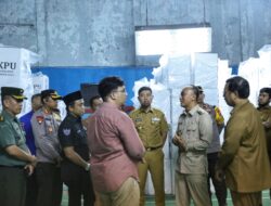 Tinjau Gudang Logistik KPU Makassar, Arwin Sebut Persiapan Hampir 100 Persen