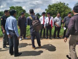 Hakim PTUN Makassar Gelar Sidang PS di Lahan Sengketa Pekuburan Gallarang Borongloe Gowa