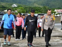 Bus Bekas Bantuan Kapolda Sulbar Dijadikan Terumbu Karang Buatan di Laut Mamuju