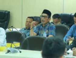 ARA Pimpin Rapat Bahas Rancangan Perubahan KUA APBD Makassar 2024