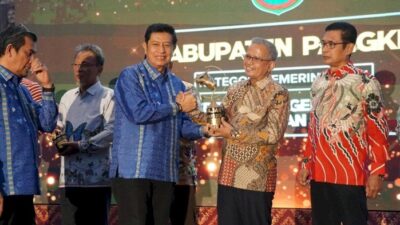 Pemkab Gowa Raih Penghargaan Fajar Award 2024, Dinilai Peduli RTH dan Ruang Publik