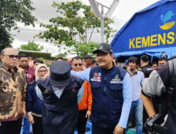 Kunjungi 2 Lokasi Pengungsi Banjir di Makassar, Mensos Minta Pemulihan Dipercepat