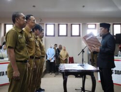 Lantik 4 Pejabat Fungsional Perizinan, Danny: Pelayanan Harus Lebih Cepat