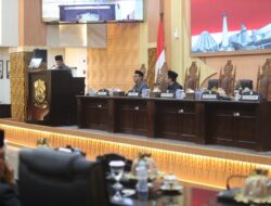 Pj Sekda Makassar Hadiri Rapat Paripurna tentang Pemandangan Umum Fraksi terhadap Ranperda APBD 2025