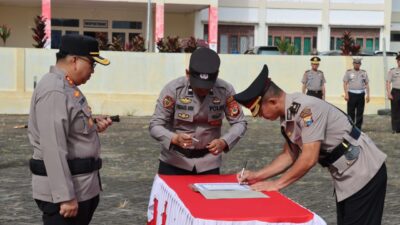 13 Personel Polres Torut Naik Pangkat, 1 AKP jadi Kompol
