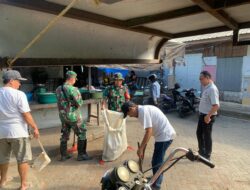 Kesekian Kalinya, Personil Koramil 1408-09/Tml Bersinergi Pembersihan Pasar