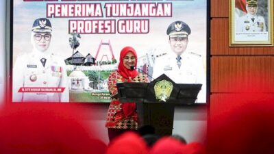 TPG Mulai Disalurkan, Bupati Gowa Minta Guru Tingkatkan Kinerja