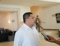 Appi Beri Tunjangan Rp2,5 Juta Bagi Nakes-Guru di Pulau