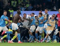 Napoli Juara Liga Italia!
