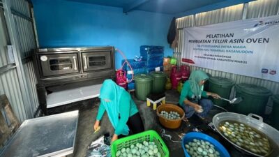 Pertamina Patra Niaga Sulawesi Kembangkan Budidaya Bebek Petelur di Maros, Perkuat Ekonomi dan Ketahanan Pangan