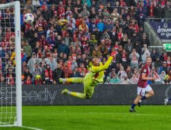 Norwegia Permalukan Italia 3-0