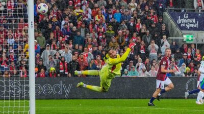 Norwegia Permalukan Italia 3-0