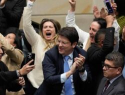 Kandidat Capres Kolombia Ditembak Saat Berpidato, 2 Peluru Menembus Kepala