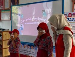 ISPA Kerap Mewabah di Desa Mamampang, Mahasiswa KKN-PK Unhas Edukasikan Gerakan SEHATI