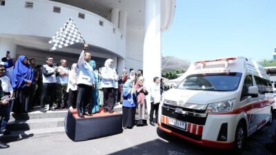 Pemprov Sulsel Luncurkan MICU, Mobil Ambulans Pertama yang Dilengkapi Ruang Operasi