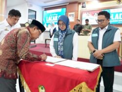 Atasi Kemiskinan Ekstrem, Pemkab Gowa Kukuhkan Tim LACAK dan Gandeng Baznas