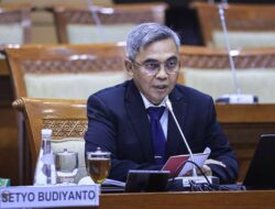 Ketua KPK Tegaskan Khofifah Masih Berstatus Saksi di Kasus Korupsi Hibah APBD Jatim