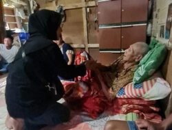 Dinkes Sinjai Kunjungi Baharuddin, Warga Desa Terasa yang Sempat Viral