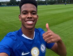 Chelsea Resmi Datangkan Estevao Willian dari Palmeiras