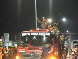 Massa Aksi Tak Terkendali, Gedung DPRD Dibakar, Pangdivif 3 Kostrad Buka Akses Jalan Untuk Pemadam 