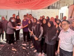 Staf DPRD Kota Makassar Salurkan Bantuan untuk Korban Kebakaran 9 Rumah di Karuwisi