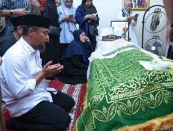 Gubernur Andi Sudirman Sampaikan Duka Cita atas Wafatnya Prof Paturungi Parawansa