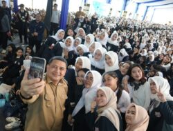 Hadir di PKKMB Unibos, Wali Kota Perkenalkan Program Makassar Creative Hub