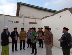 Kemenag Salurkan Bantuan untuk Pesantren Tertimpa Musibah di Situbondo dan Pasuruan