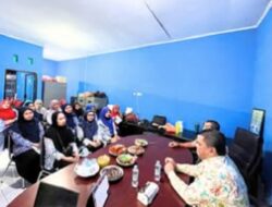 Kepala DPPKB Makassar Kunjungi Balai KB Tamalanrea