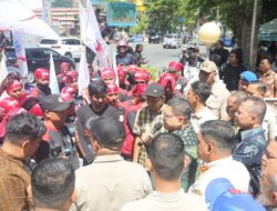 Wali Kota Temui Langsung Massa FSPMI, Siap Fasilitasi Dialog Soal Kenaikan UMK 2026