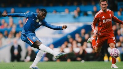 Chelsea Taklukkan Liverpool di Stamford Bridge Lewat Gol Indah Moises Caicedo