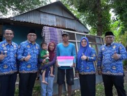 Kunjungi Bajeng dan Barombong, Bupati Gowa Pastikan Bantuan untuk Warga Miskin Ekstrem Tepat Sasaran