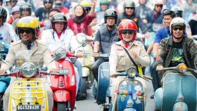 Hadiri Tudang Sipulung, Gubernur-Wagub Kompak Naik Vespa