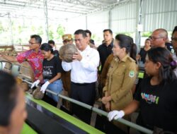 Mentan Amran Minta Kenaikan Harga Beli Kelapa Petani, Hilirisasi Harus Mensejahterakan Petani