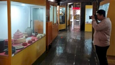 Gandeng AMIDA, Disparbud Gowa Dokumentasi dan Muktahirkan Data Koleksi Museum Balla Lompoa