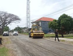 Dapat Bantuan Pemprov, 7 Jalanan Rusak Berat di Pinrang Kini Mulai Diperbaiki