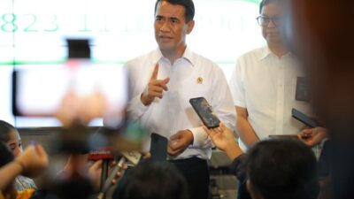 Langgar HET, Mentan Amran Cabut Izin 190 Pengecer dan Distributor Pupuk