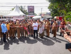 Resmikan Tiga Ruas Jalan di Bone, Gubernur: Bantu Mobilitas Warga, Barang dan Jasa