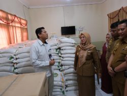 Bupati Gowa Tinjau Langsung Penyaluran BPNT di Katangka