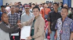 Sekcam Biringkanaya Resmi Buka Penandatanganan SK PPPK Paruh Waktu Satgas Kebersihan, Tekankan Pelayanan Prima