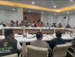 Tiba di Aceh, Wamenkes Apresiasi Tim Medis Unhas Respons Cepat Penanganan Bencana