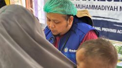 Pascabanjir, Puluhan Warga Periksakan Diri di Posko EMT Unismuh Makassar: Banyak Anak Keluhkan Gatal dan Demam